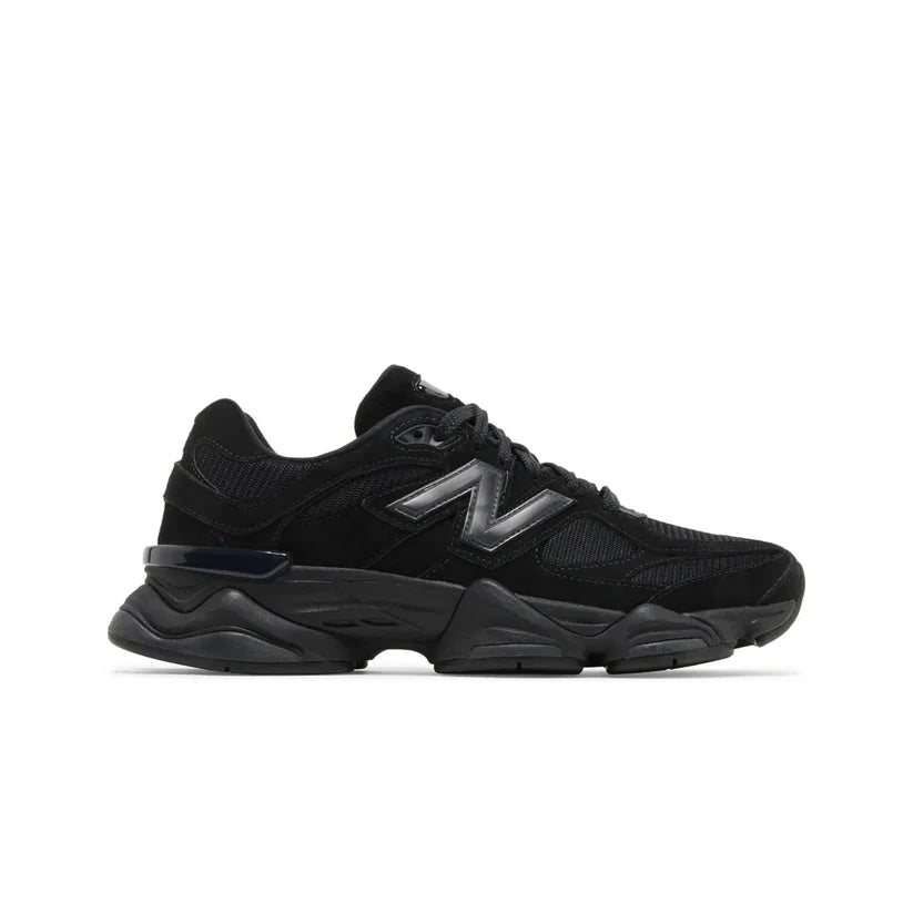 New Balance 9060 Triple Black