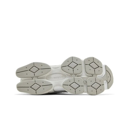 New Balance 9060 Silver Metallic Grey